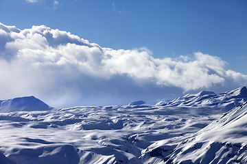 Image showing Snowy sunlight plateau at evening