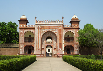 Image showing gate at the Tomb of Itimad-ud-Daulah