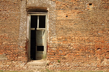 Image showing door on abandoned castle