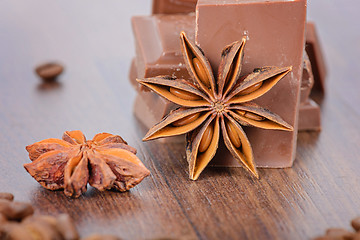 Image showing Milk chocolate, coffee beans and anise