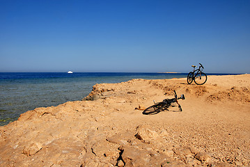 Image showing Two bicycles on the seaside