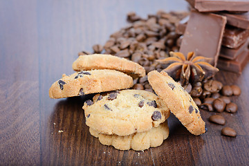 Image showing Close up cookies, coffee beans and chocolate