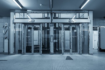 Image showing Modern building with an elevator