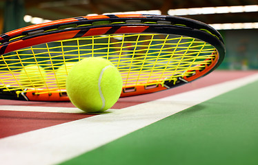 Image showing 	Tennis ball on a tennis court