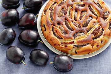 Image showing plum pie