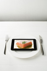 Image showing Tablet for lunch