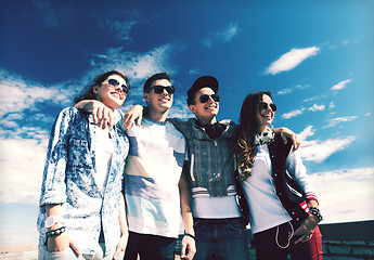 Image showing group of teenagers outside