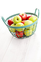 Image showing green and red apples