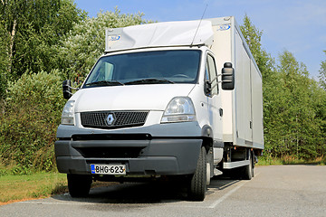 Image showing White Renault Mascott Light Duty Truck