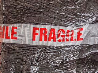 Image showing Fragile sign