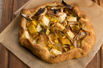 Image showing Galette with leeks, pumpkin and feta