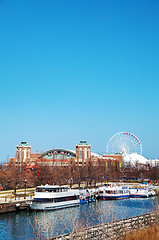 Image showing Navy Pier in Chicago in the morning