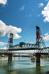 Image showing Hawthorne drawbridge in Portland, Oregon