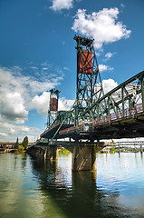 Image showing Hawthorne drawbridge in Portland, Oregon