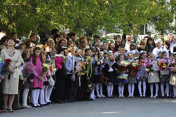 Image showing September 1. A solemn ruler of pupils in the school yard.