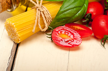 Image showing Italian spaghetti pasta tomato and basil