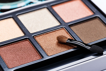 Image showing Eyeshadow palette brown colors 