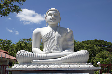 Image showing Big white Buddha