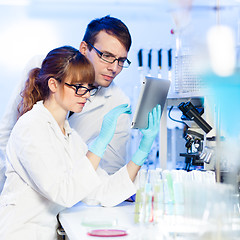 Image showing Health care professionals in lab.