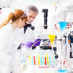 Image showing Health care professionals in lab.