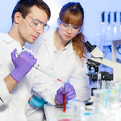 Image showing Health care professionals in lab.