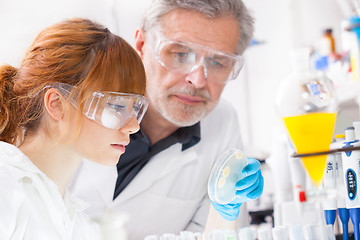 Image showing Health care professionals in lab.