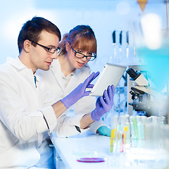 Image showing Health care professionals in lab.