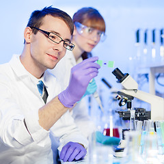 Image showing Health care professionals in lab.