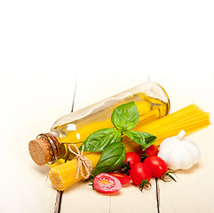 Image showing Italian spaghetti pasta tomato and basil