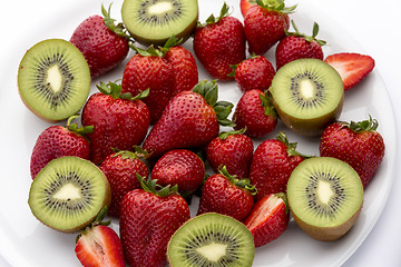 Image showing Strawberries and kiwifruits