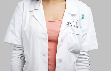 Image showing Female dentist