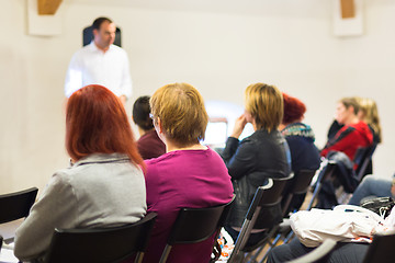 Image showing Speaker at Business Workshop. 