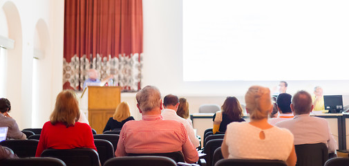 Image showing Speaker at Business Conference and Presentation.