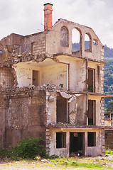 Image showing ruined house