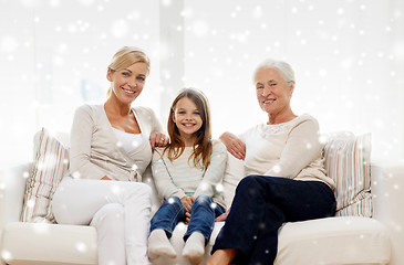 Image showing smiling family at home