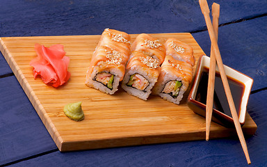 Image showing Salmon Maki Roll