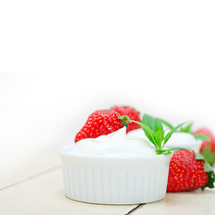 Image showing organic Greek yogurt and strawberry