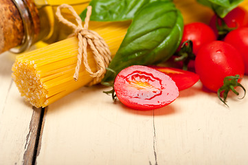 Image showing Italian spaghetti pasta tomato and basil