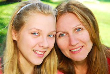 Image showing Mother and daughter