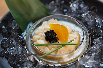 Image showing Raw queen scallops 