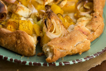 Image showing Galette with leeks, pumpkin and feta