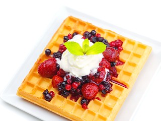 Image showing fruit wafel