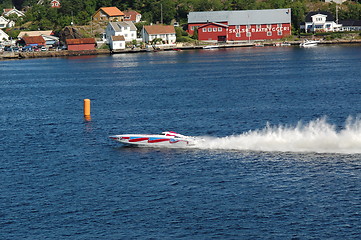 Image showing Boat racing