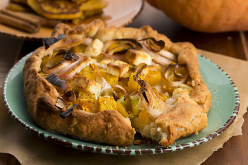 Image showing Galette with leeks, pumpkin and feta