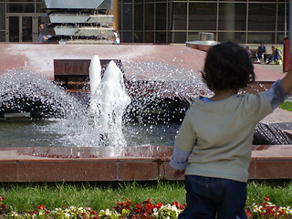 Image showing looking at fountain