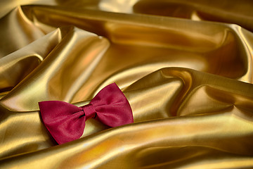 Image showing Red bow tie