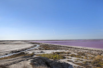 Image showing salt extraction camargue