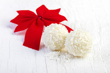 Image showing Coconut snowball truffles