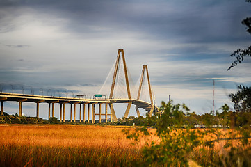 Image showing The Arthur Ravenel Jr. Bridge that connects Charleston to Mount 