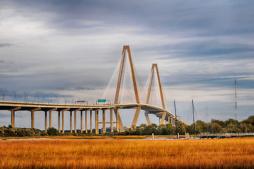 Image showing The Arthur Ravenel Jr. Bridge that connects Charleston to Mount 